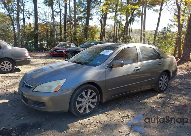 1HGCM66546A001888: 40709438