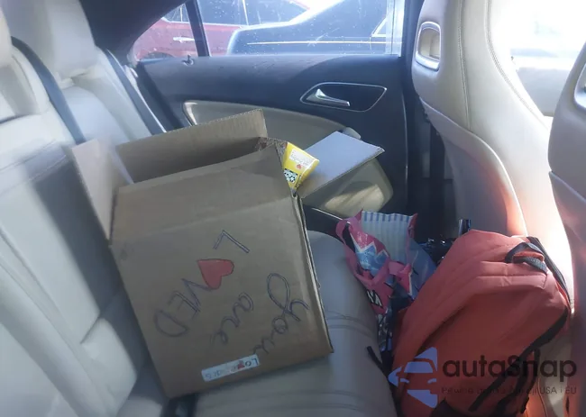 WDDSJ4EB6FN169111: 40708643