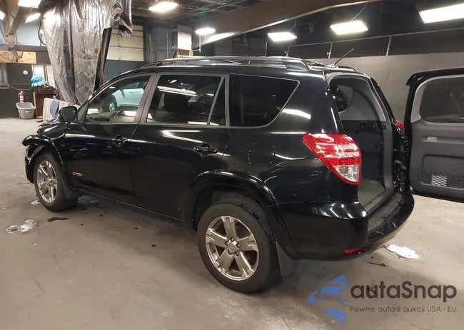 JTMRF4DV6B5042598: 40710297