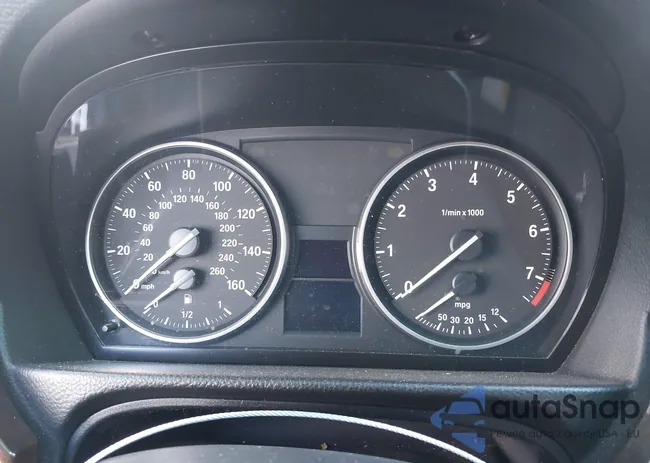 WBAPH5C5XBA443813: 40709745