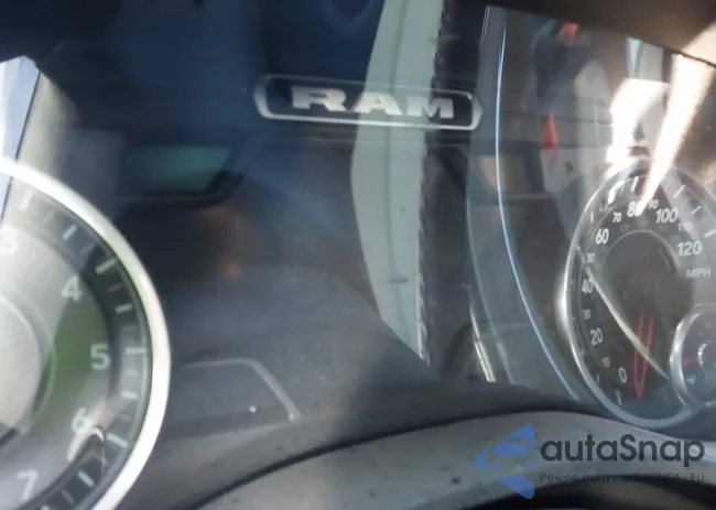 1C6SRFFT0NN228732: 40710019