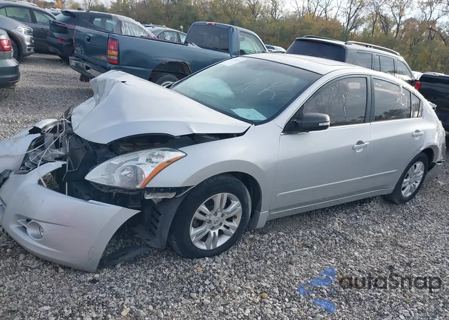 1N4AL2AP4BN458090: 40711415