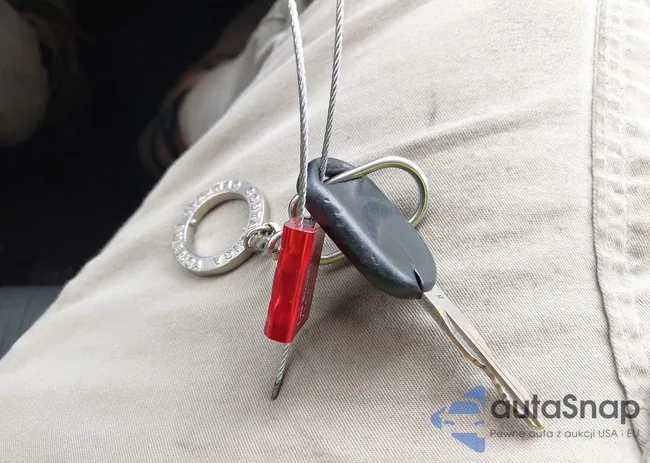 1FAHP35N08W217633: 40712601