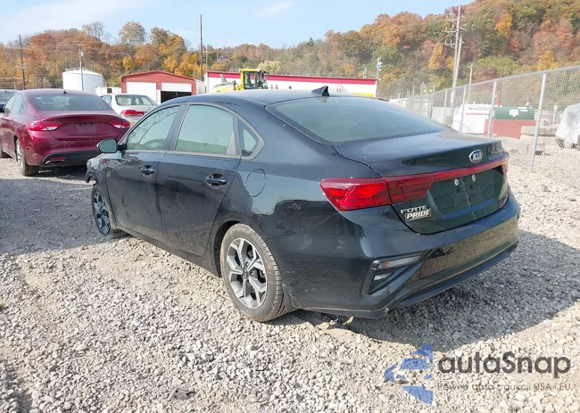 3KPF24AD9LE145563: 40714484