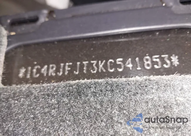 1C4RJFJT3KC541853: 40717312