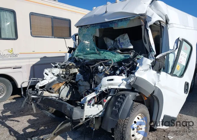 3C6TRVDGXJE107855: 40717461