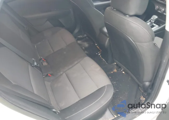 3KPF24AD6NE445919: 40720090