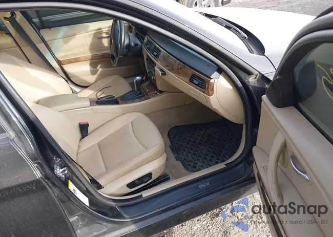 WBAVC93587KX54462: 40720575