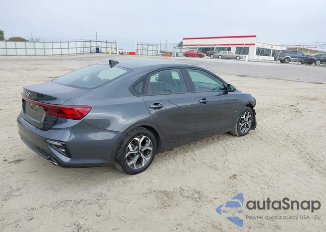 3KPF24AD3LE246369: 40724331