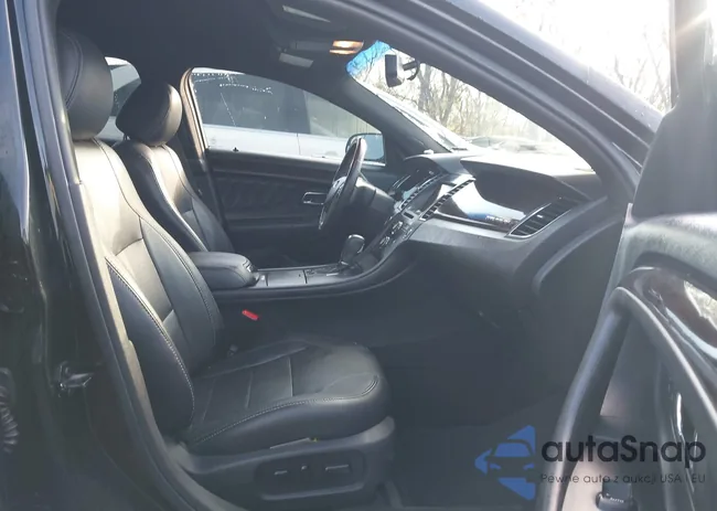 1FAHP2F82FG170860: 40725732