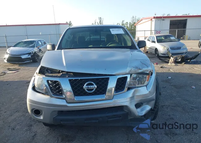 1N6AD0ER4KN718007: 40731045