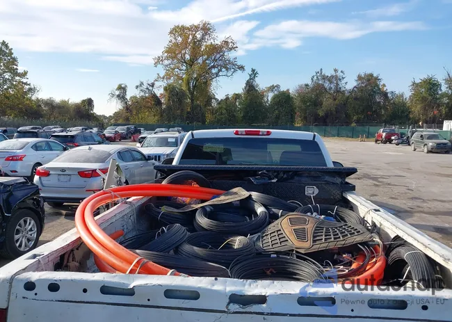 1GTHC44K19F161853: 40732503