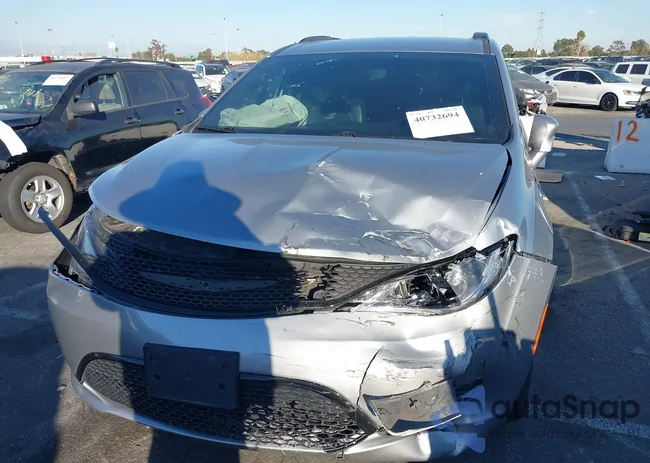 2C4RC1L71LR242402: 40732694