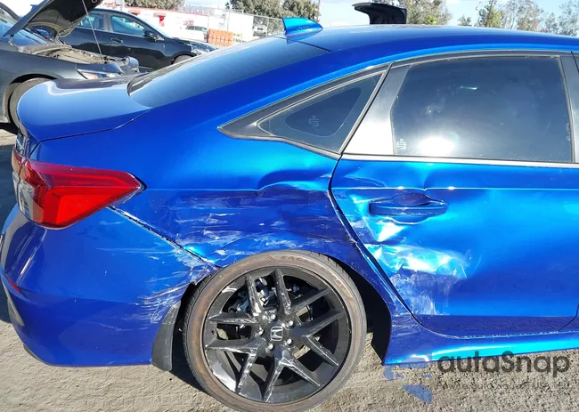 2HGFE2F52PH546624: 40732801