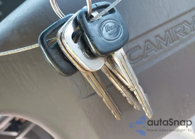 JT2BF12K4T0146958: 40736071