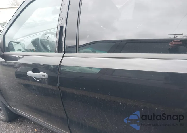 1FM5K8AR1KGA62699: 40735851