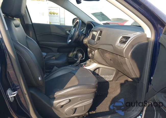 3C4NJDBB0KT818133: 40736830