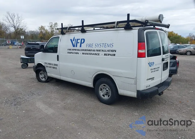 1GCWGAFF4G1123215: 40739408