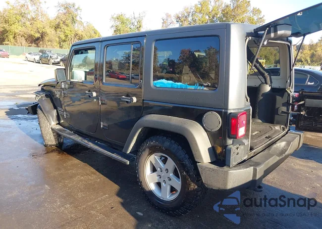 1C4BJWDG9GL235585: 40741436