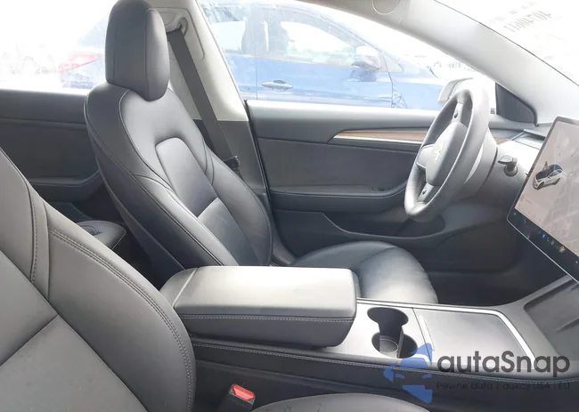 5YJ3E1EA4MF098284: 40740611