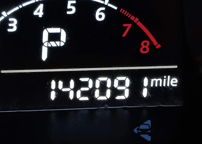 3MYDLBYVXJY320892: 40740830