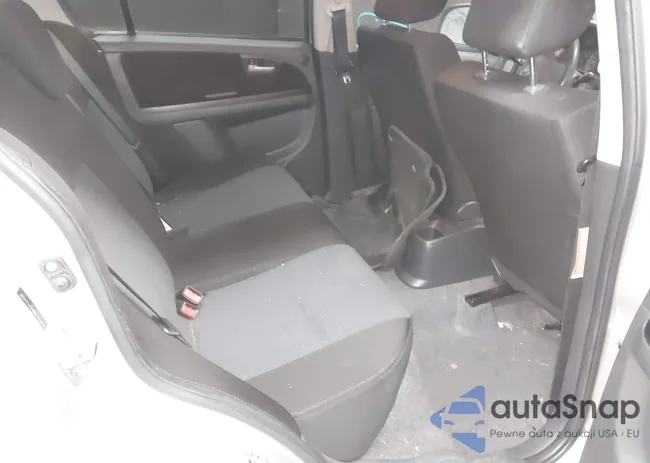 JS2YC415885101089: 40743870