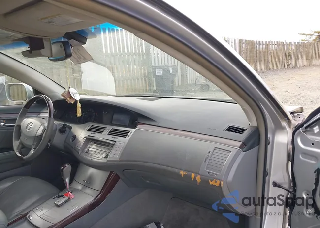 4T1BK36B88U269974: 40746090