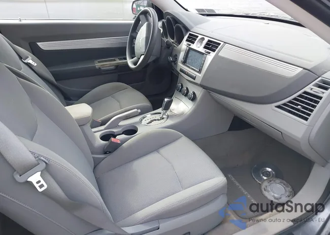 1C3LC45KX8N288103: 40745665