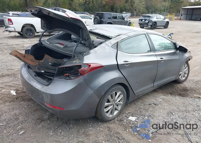 KMHDH4AE4GU632803: 40748829