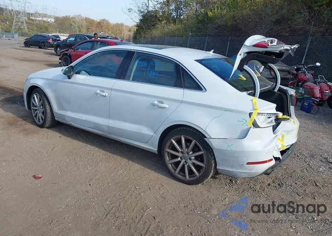 WAUEFGFF5F1137444: 40753050