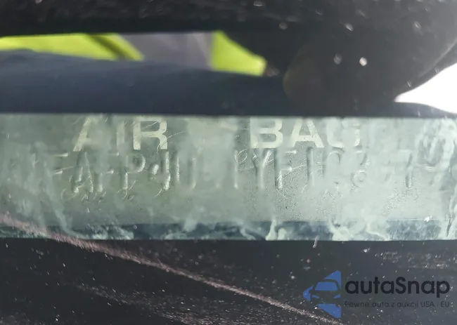 1FAFP4041YF108979: 40753369