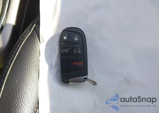 3C4NJDBB9HT667415: 40755033