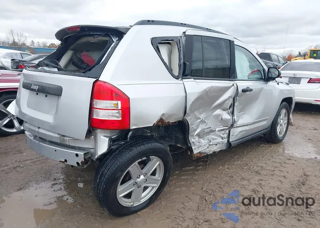 1J4FT47BX9D201386: 40754967