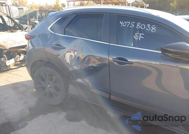 3MVDMBCL0NM458115: 40758038