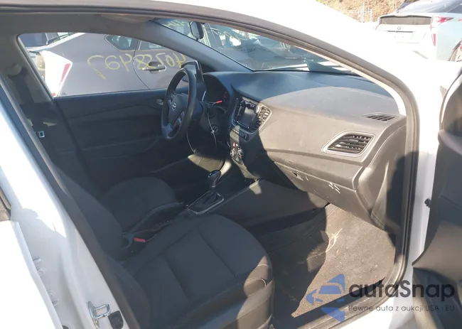 3KPC24A3XJE011894: 40758427