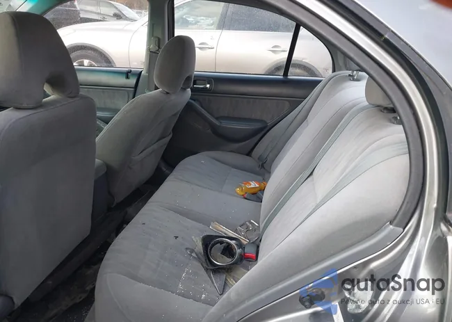 2HGES26775H618520: 40758477