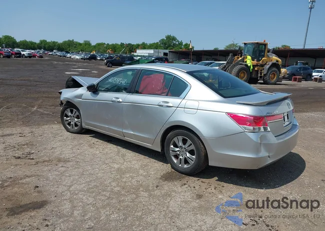 1HGCP2F64CA003824: 40758540