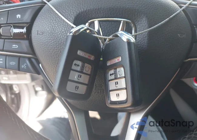 1HGCV2F90JA003493: 40758590