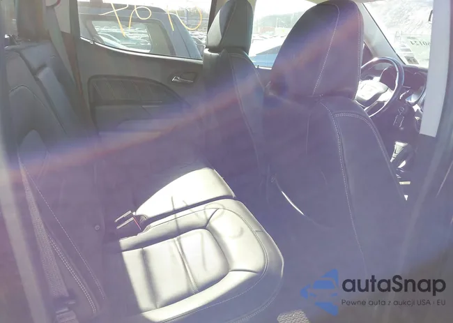 1GTG6EEN9M1240596: 40760124