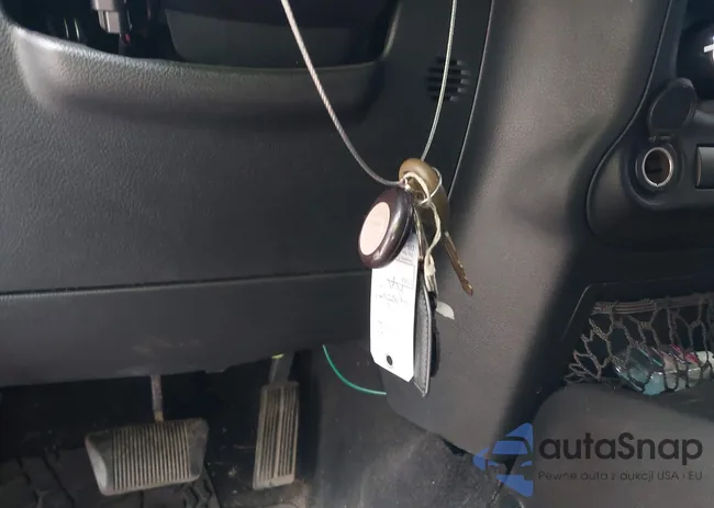 1C4BJWDG9GL233884: 40761494