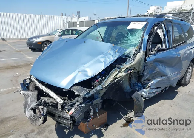 KNDMB233696300424: 40769018