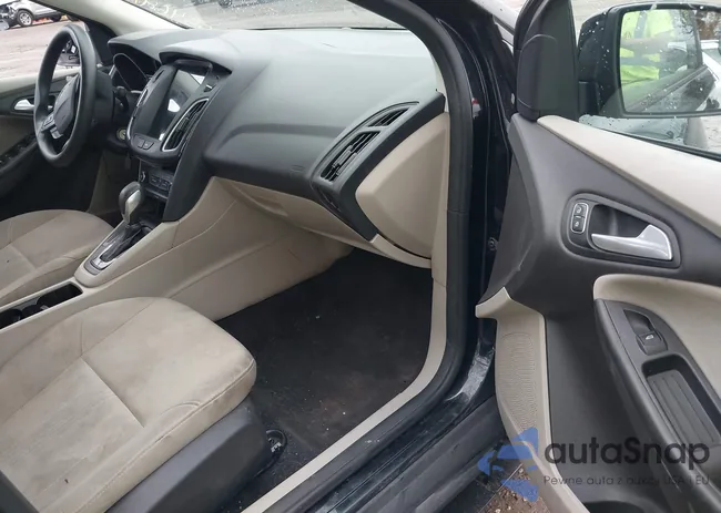 1FADP3F28HL259682: 40772206