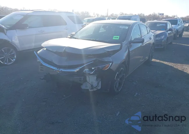 1G1ZD5ST3NF201775: 40772580