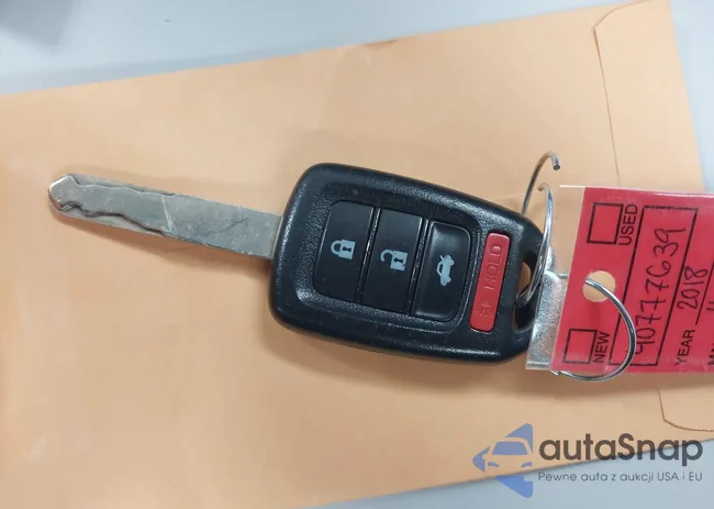 2HGFC2F54JH590542: 40777639