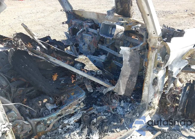 1FMDE5AP9PLB20136: 40781517