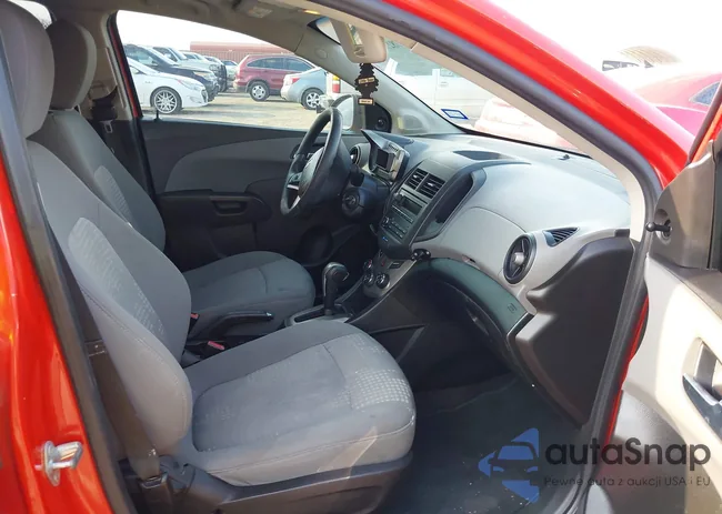 1G1JA6SH3C4116855: 40782709