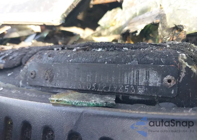 2GCEC13T051219853: 40784485