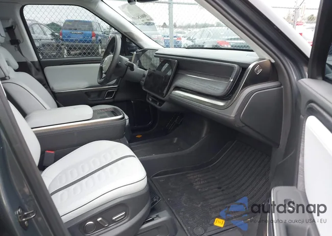 7FCTGCAA9RN030688: 40783906