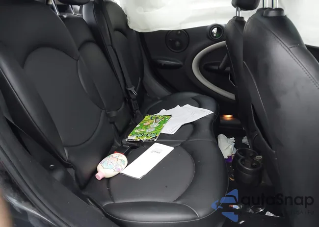 WMWZB3C51FWR46556: 40784643