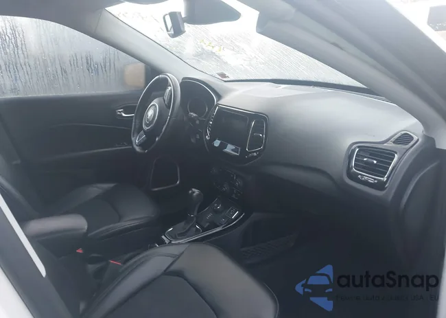 3C4NJDBB5LT130128: 40786550